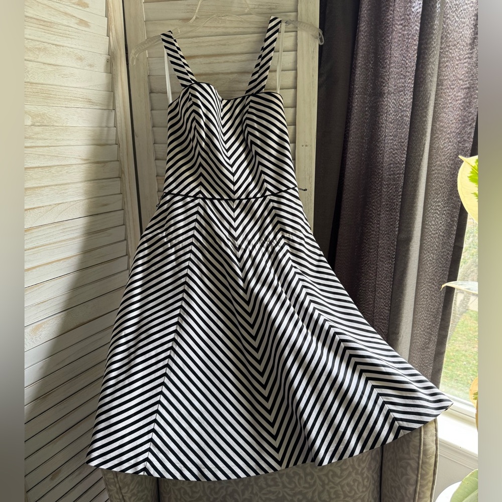 White House Black Market Chevron Striped Midi Dress